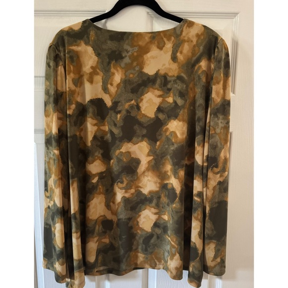 Calvin Klein 🫐 Green Yellow Camouflage 3/4 Sleeve Knit Top - Picture 6 of 7
